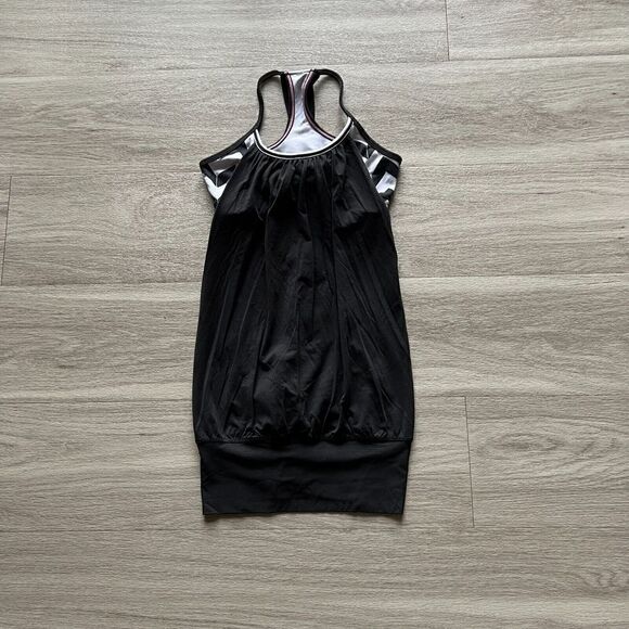 Lululemon Tank Top Womens 4 Black Yoga Running Gym Active - Picture 1 of 8